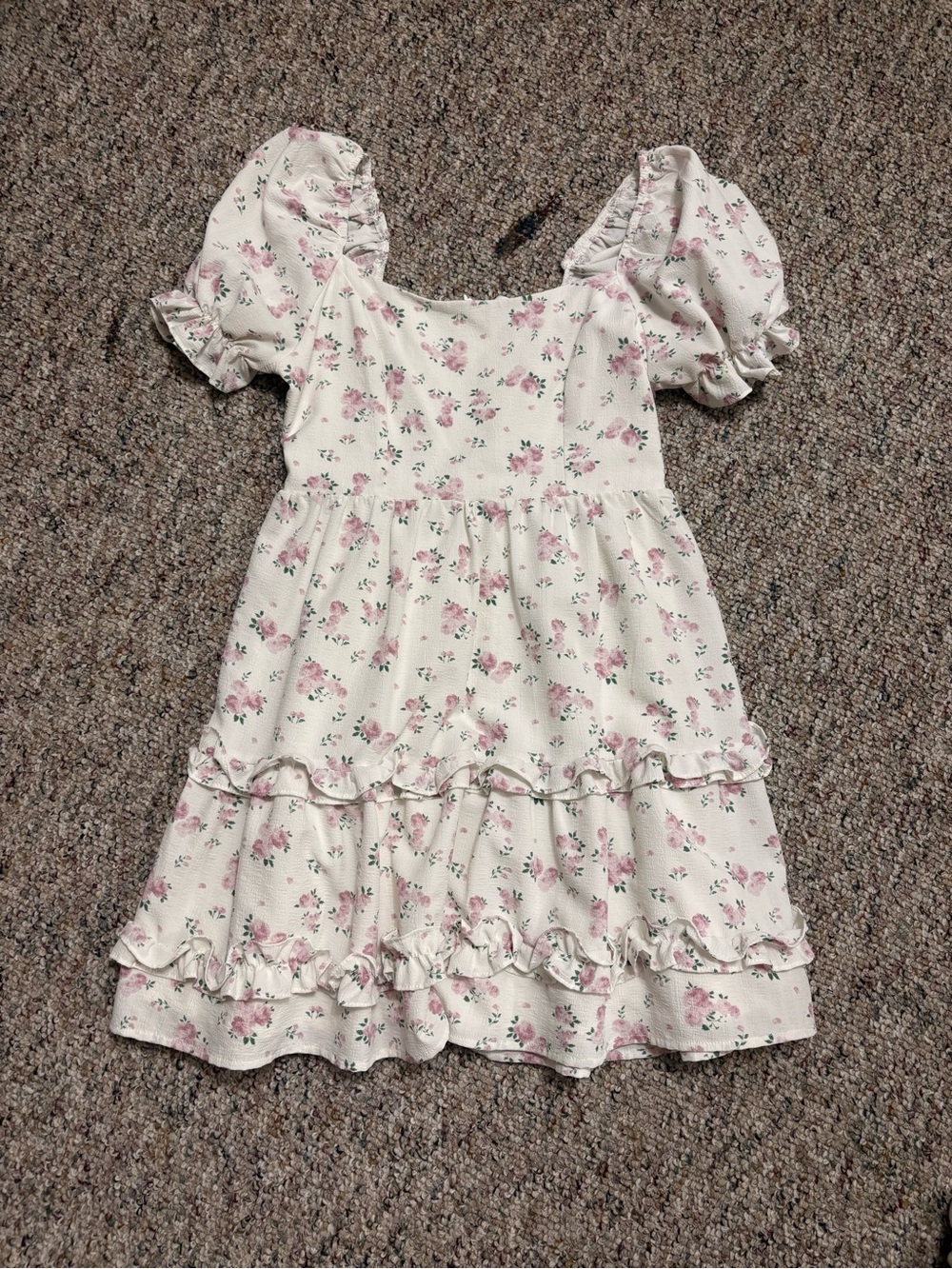 Altar’s State Floral Puff-Sleeve Dress in Cream and Pink